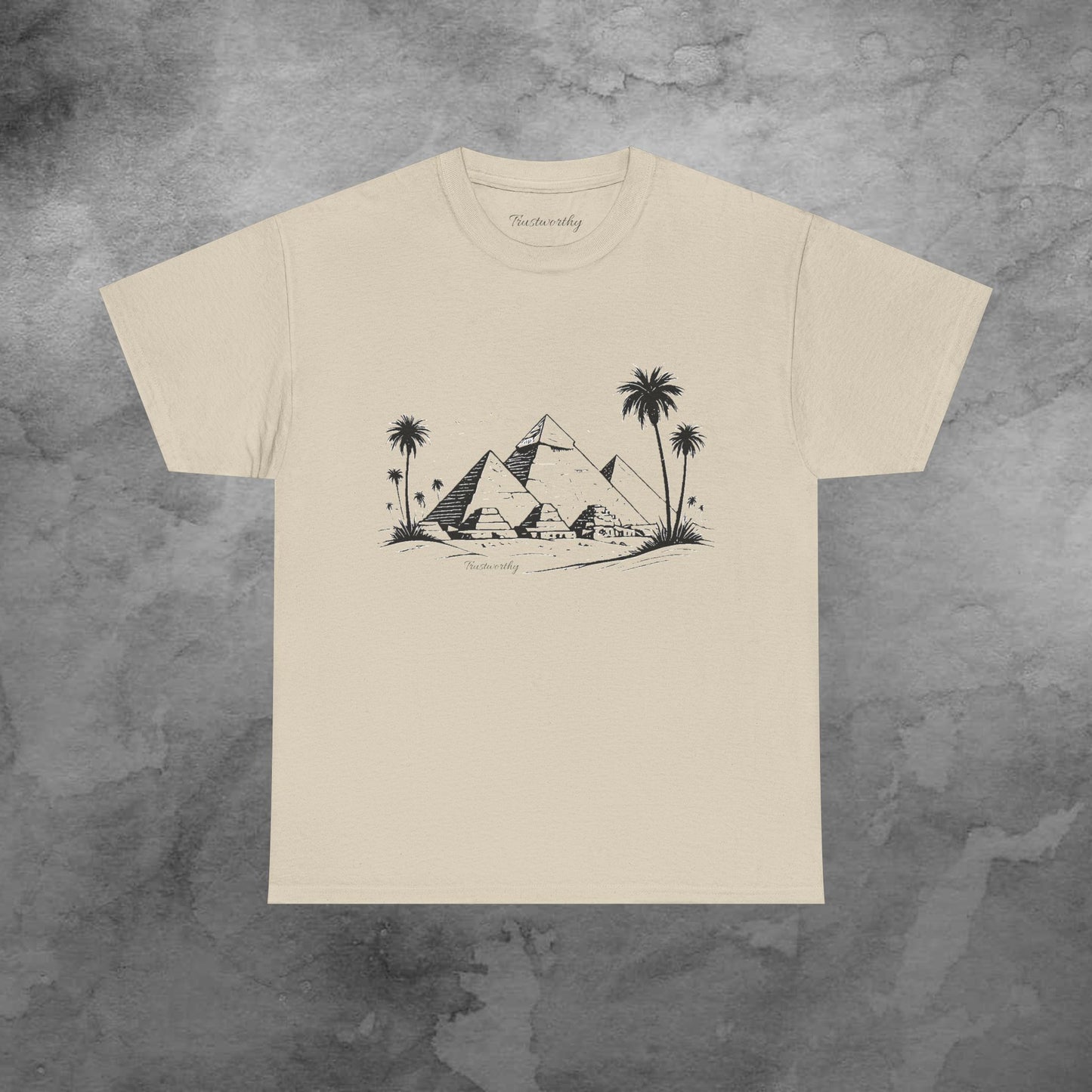T-Shirt "Timeless Pyramids" 100 % Baumwolle